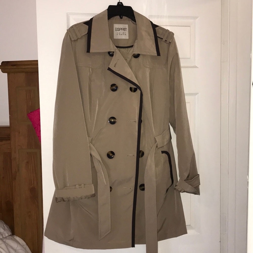 Esprit trench coat